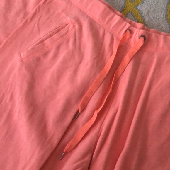 🧡VS Pink Sweatpants🧡 Sz L - Picture 2 of 9